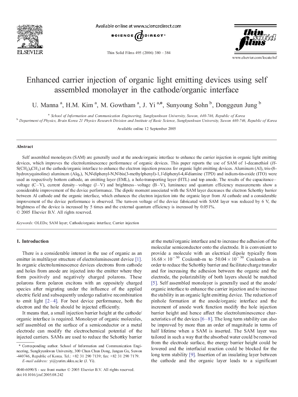 Enhanced carrier injection of organic light emitting devices using self assembled monolayer in the cathode/organic interface