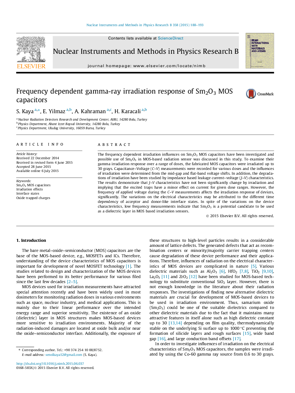 Frequency dependent gamma-ray irradiation response of Sm2O3 MOS capacitors