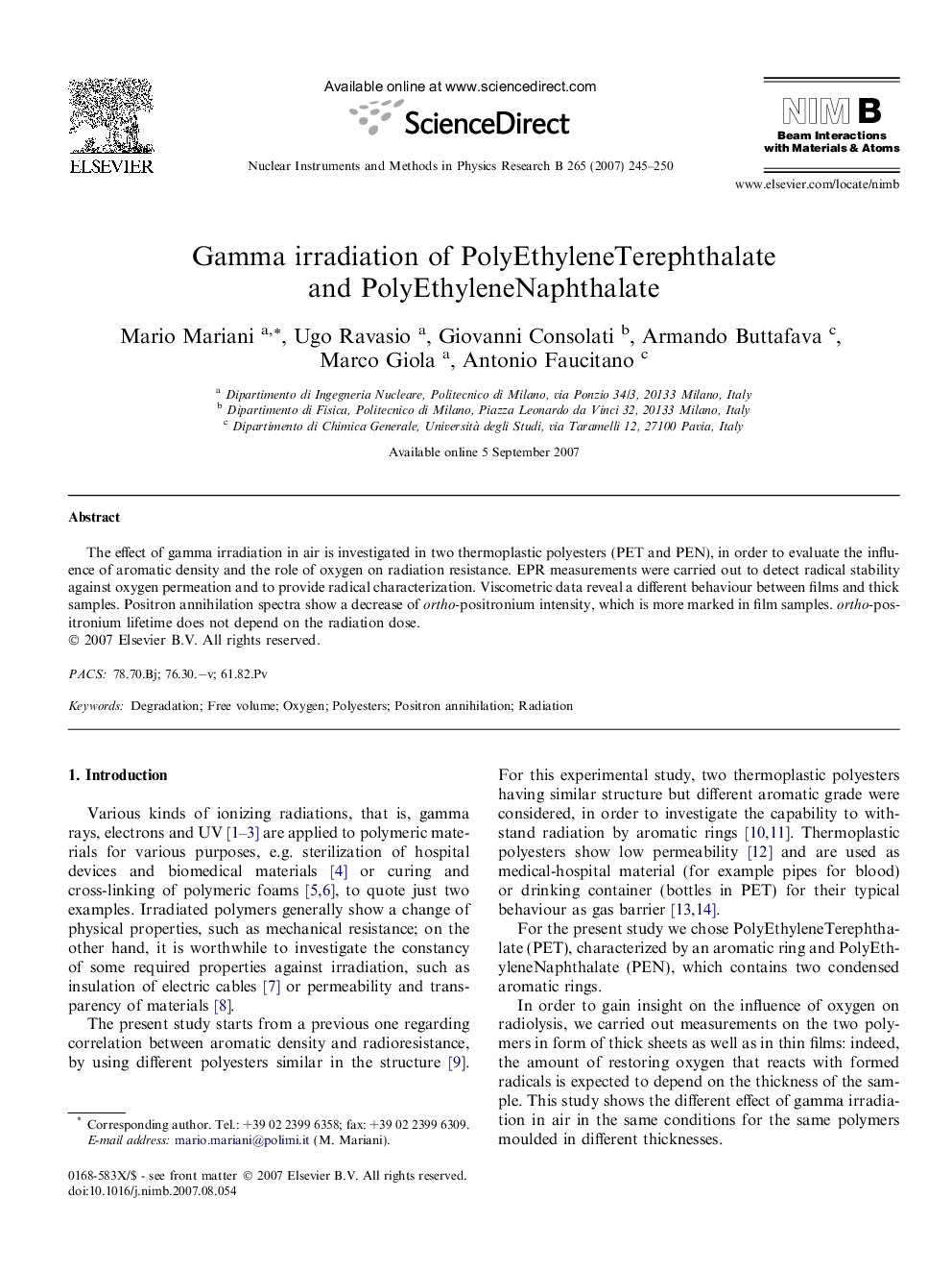 Gamma irradiation of PolyEthyleneTerephthalate and PolyEthyleneNaphthalate