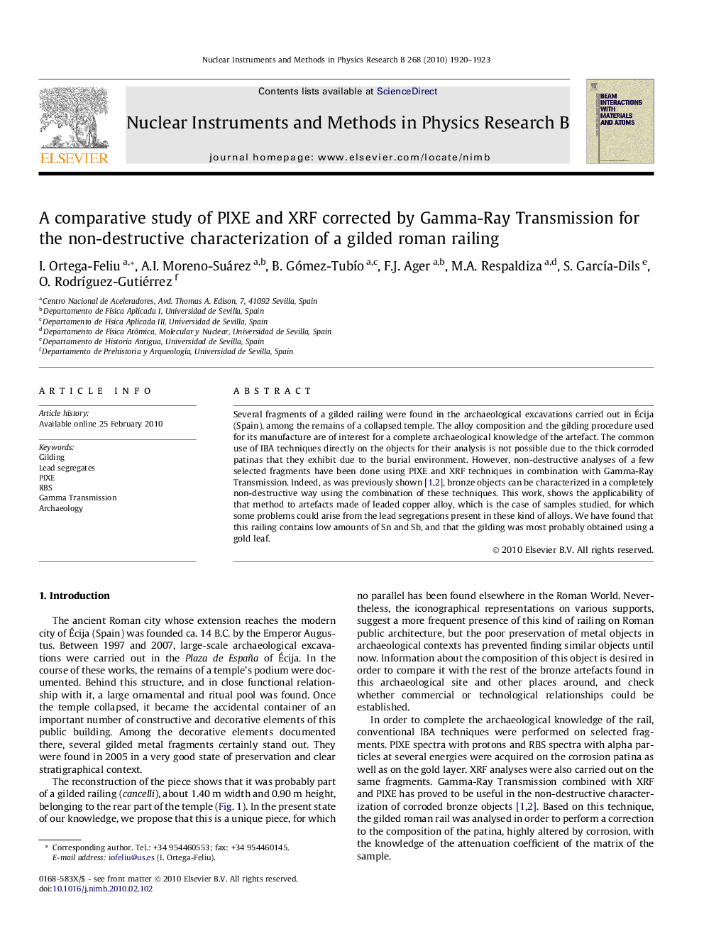 A comparative study of PIXE and XRF corrected by Gamma-Ray Transmission for the non-destructive characterization of a gilded roman railing