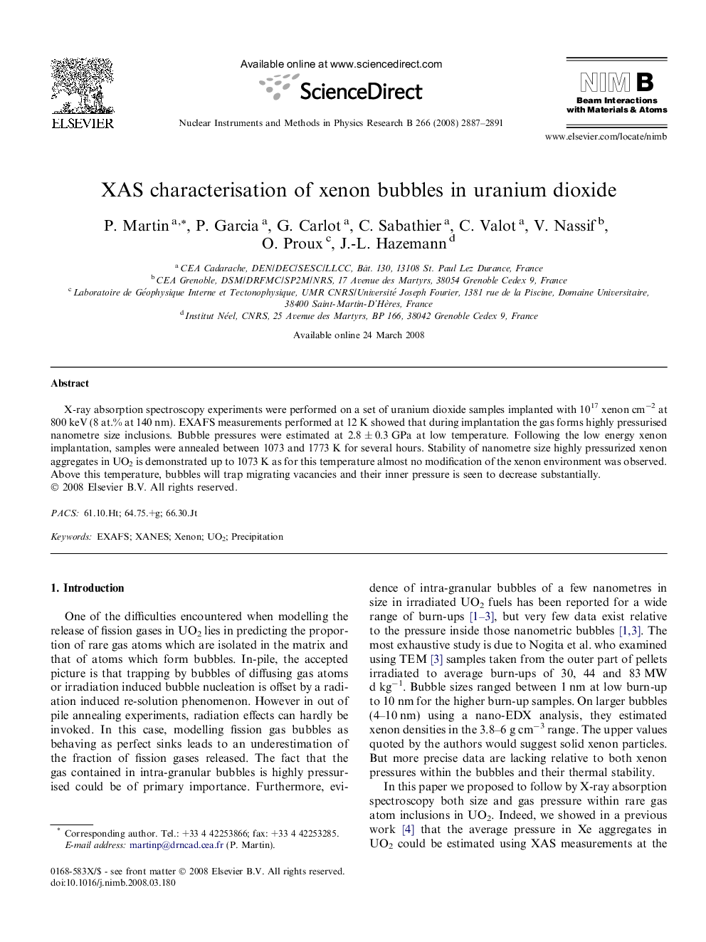 XAS characterisation of xenon bubbles in uranium dioxide