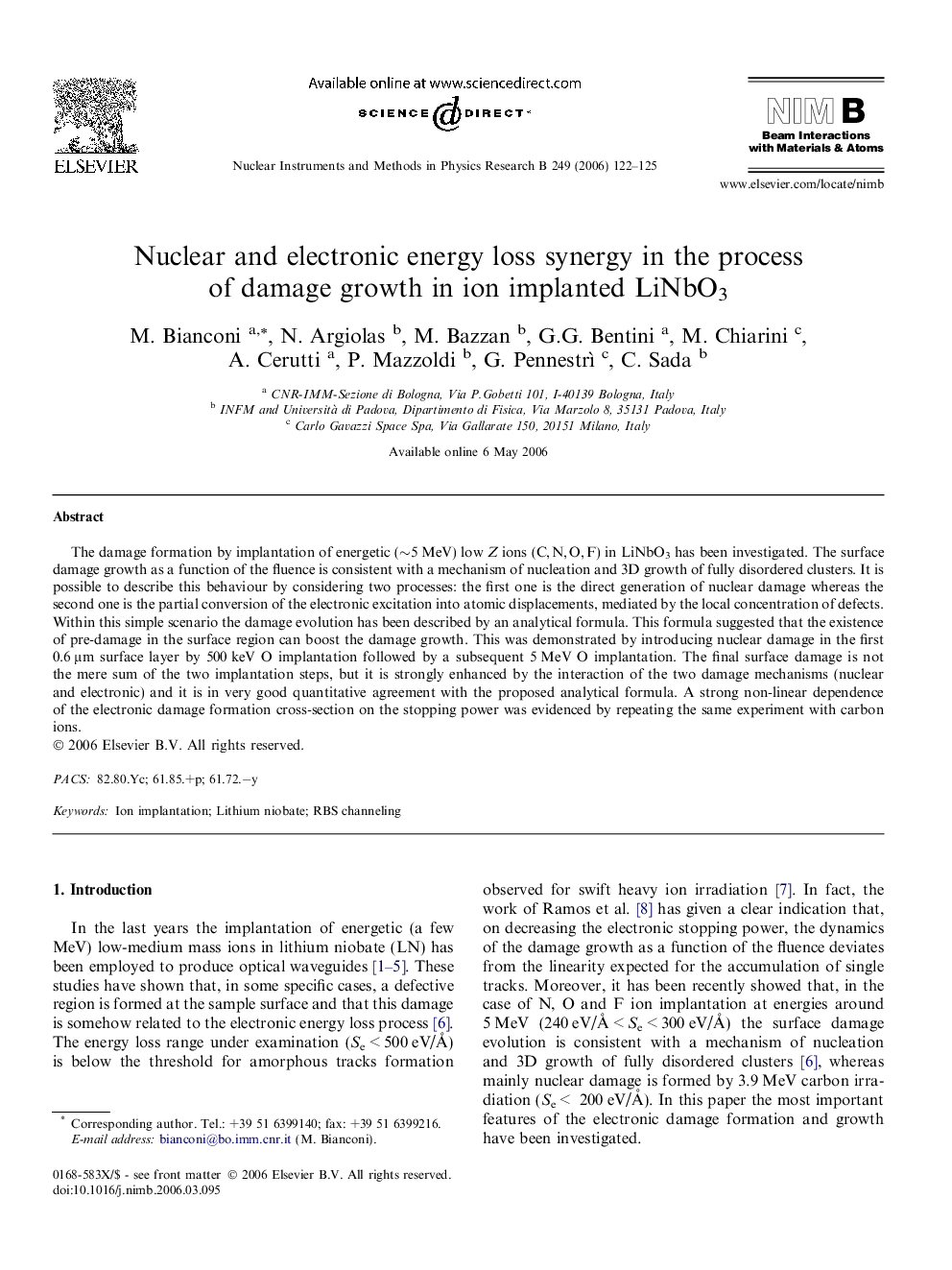 Nuclear and electronic energy loss synergy in the process of damage growth in ion implanted LiNbO3