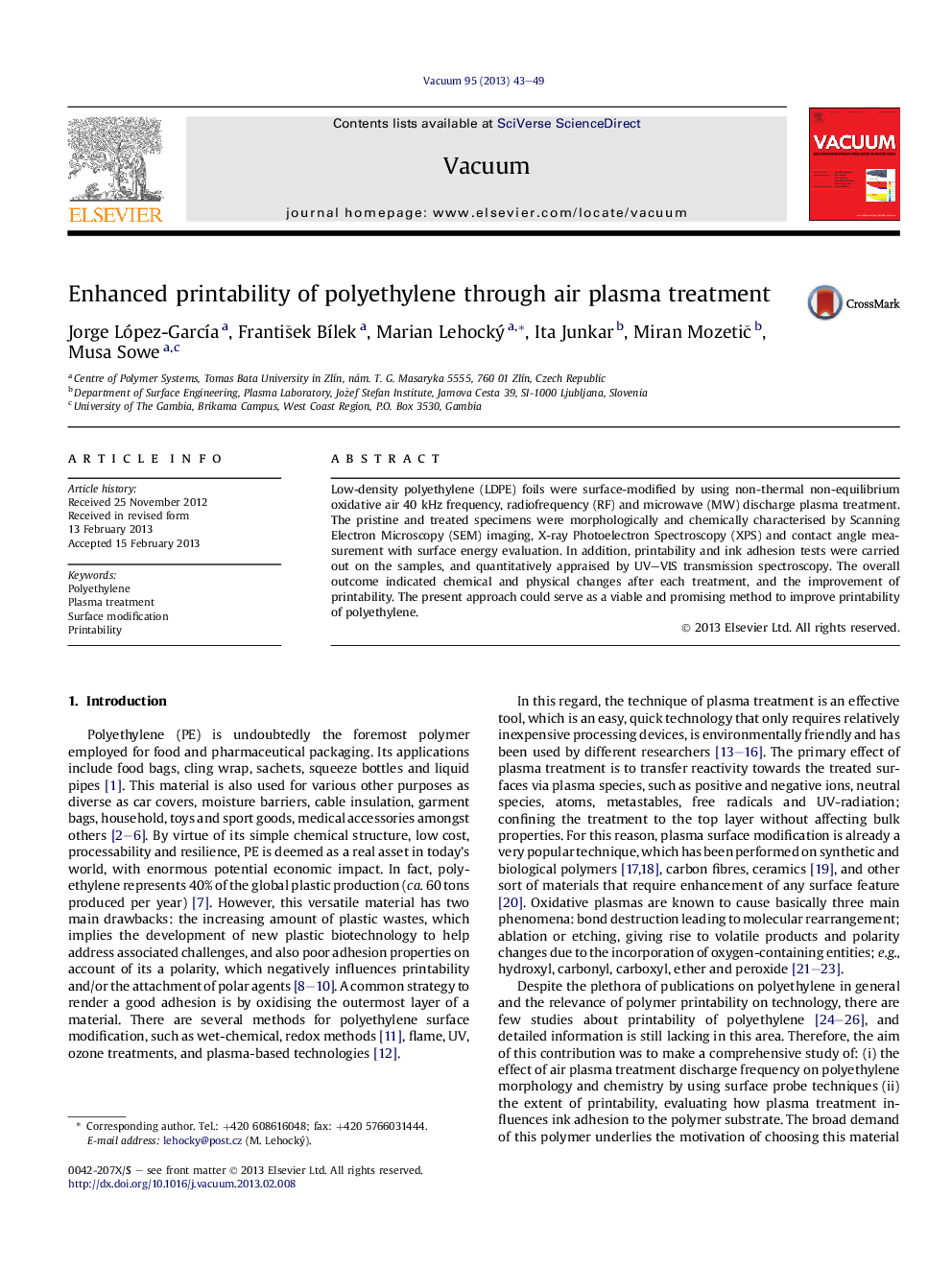 Enhanced printability of polyethylene through air plasma treatment