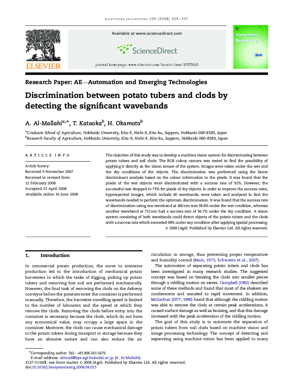 Discrimination between potato tubers and clods by detecting the significant wavebands