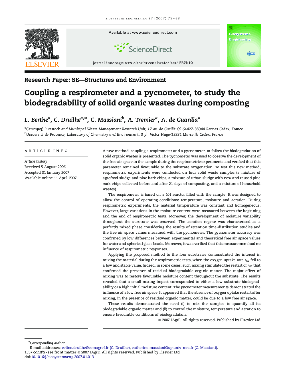 Coupling a respirometer and a pycnometer, to study the biodegradability of solid organic wastes during composting