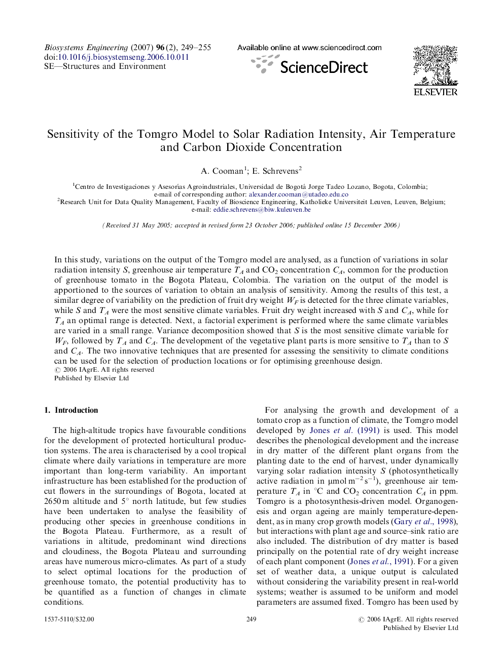 Sensitivity of the Tomgro Model to Solar Radiation Intensity, Air Temperature and Carbon Dioxide Concentration