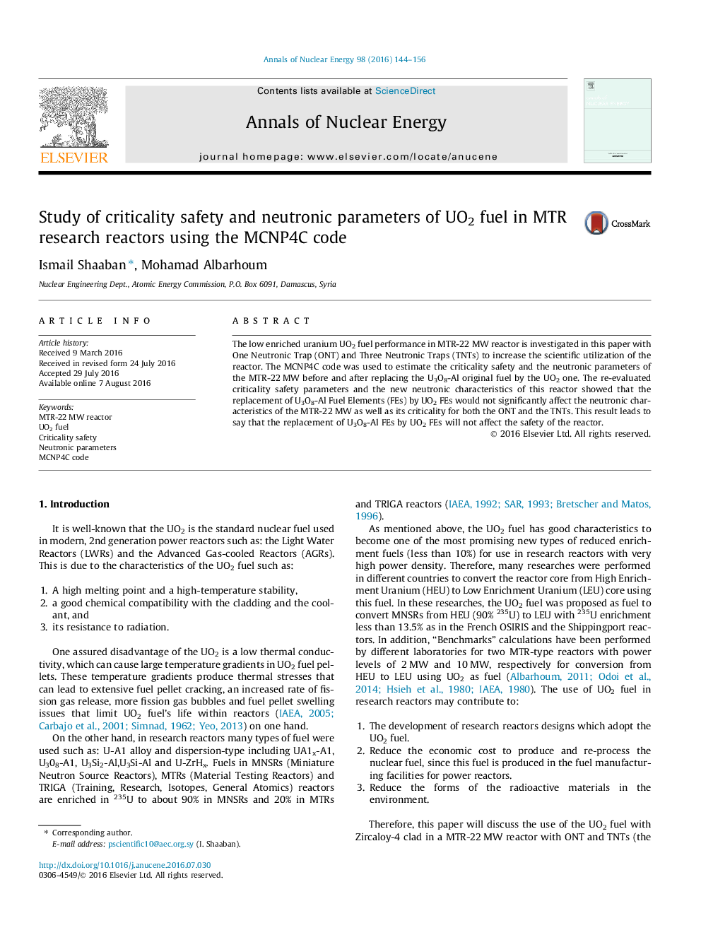 Study of criticality safety and neutronic parameters of UO2 fuel in MTR research reactors using the MCNP4C code