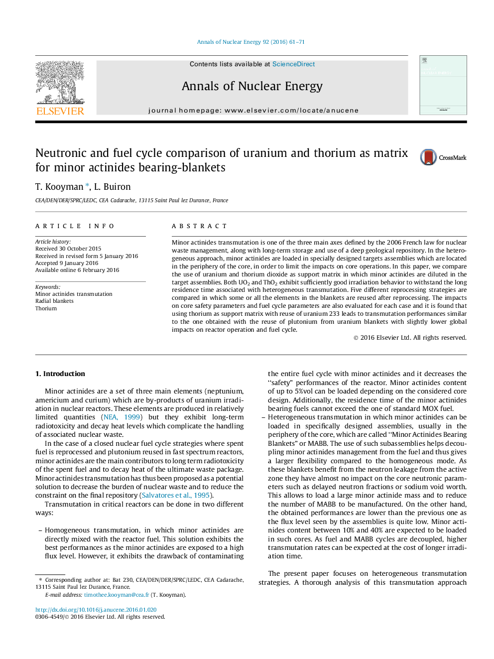 Neutronic and fuel cycle comparison of uranium and thorium as matrix for minor actinides bearing-blankets