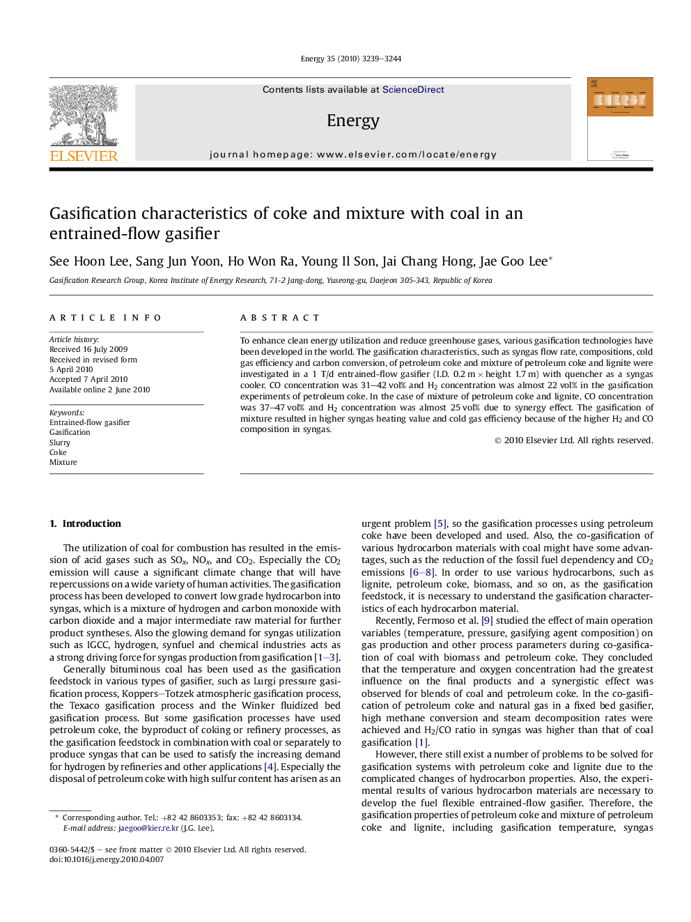 Gasification characteristics of coke and mixture with coal in an entrained-flow gasifier