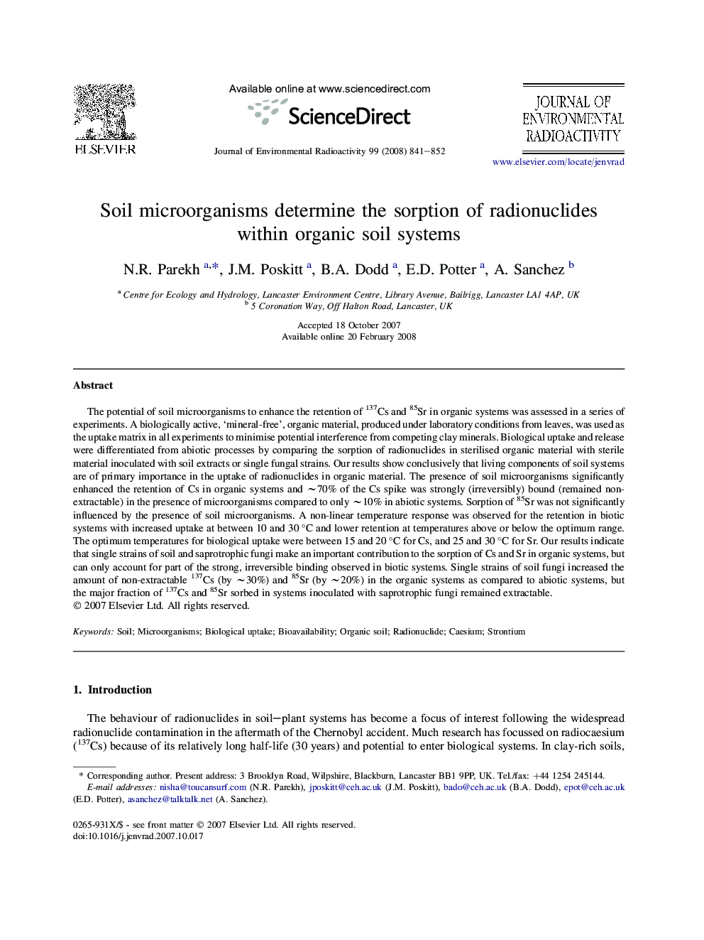 Soil microorganisms determine the sorption of radionuclides within organic soil systems