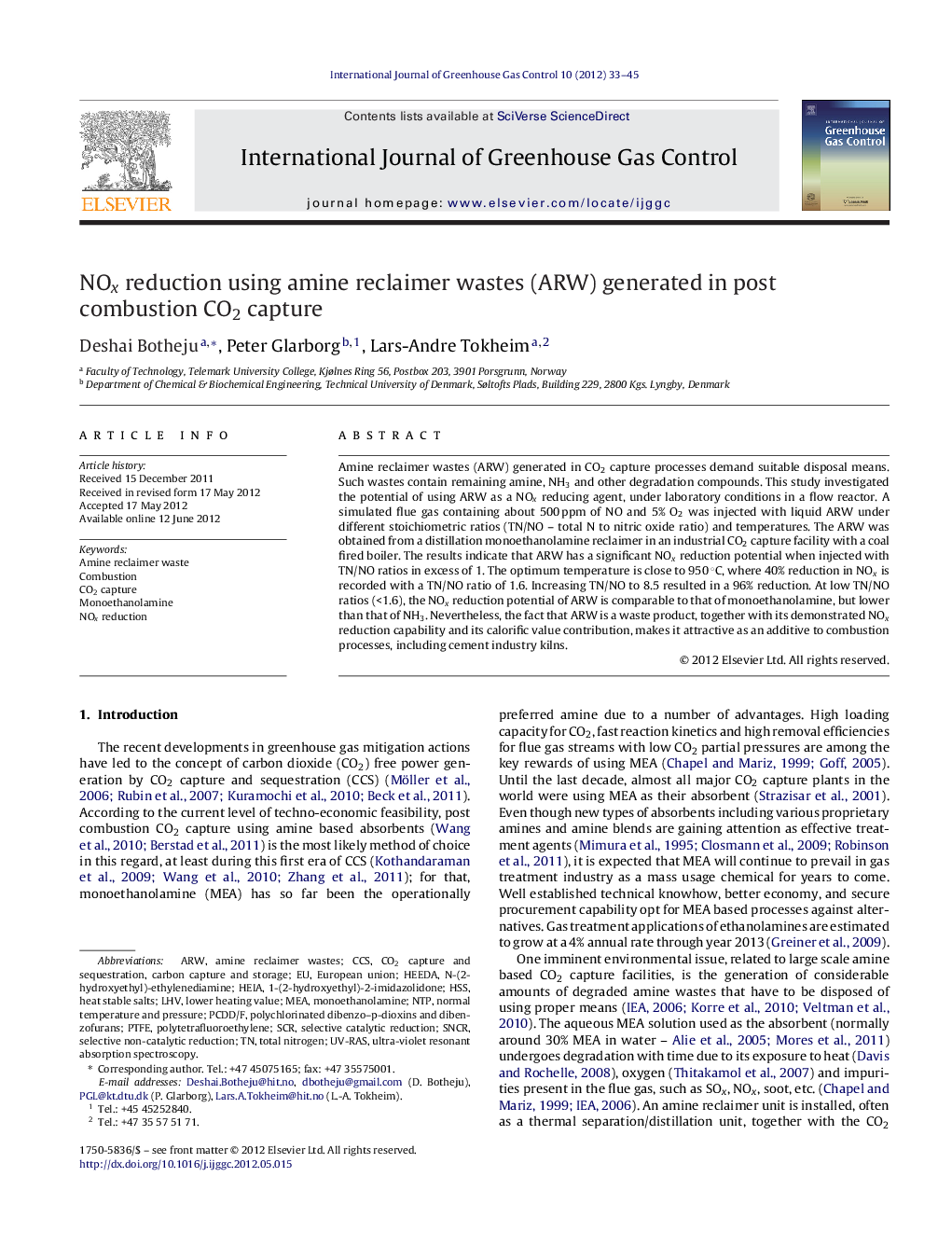 NOx reduction using amine reclaimer wastes (ARW) generated in post combustion CO2 capture