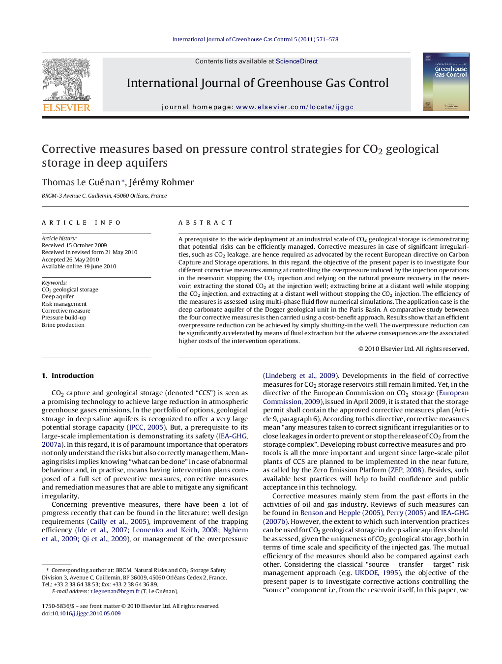 Corrective measures based on pressure control strategies for CO2 geological storage in deep aquifers