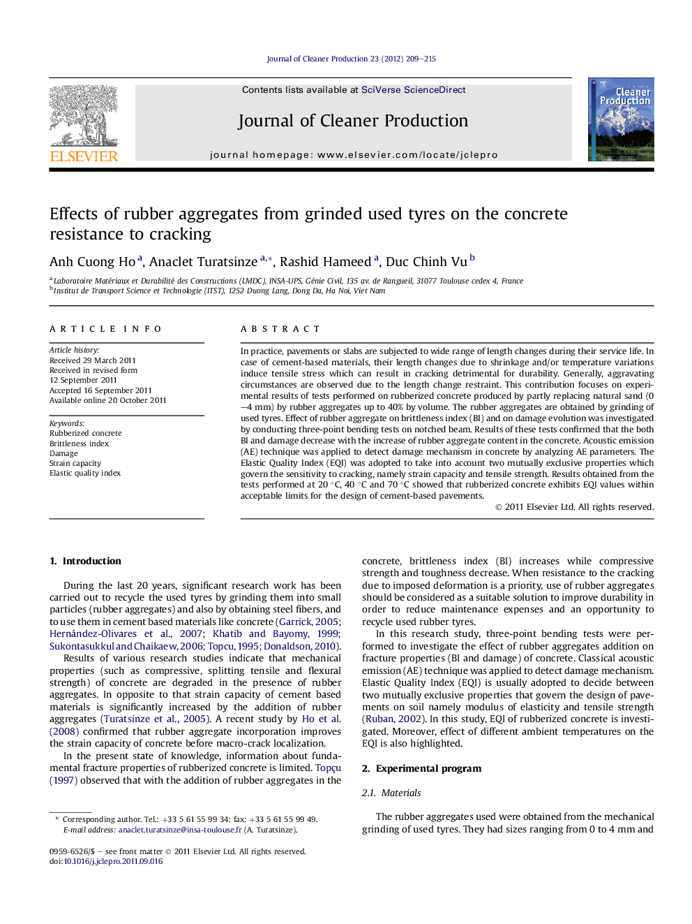 Effects of rubber aggregates from grinded used tyres on the concrete resistance to cracking