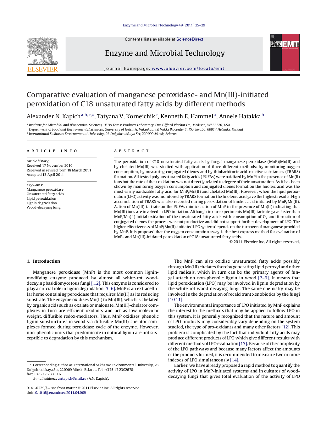 Comparative evaluation of manganese peroxidase- and Mn(III)-initiated peroxidation of C18 unsaturated fatty acids by different methods