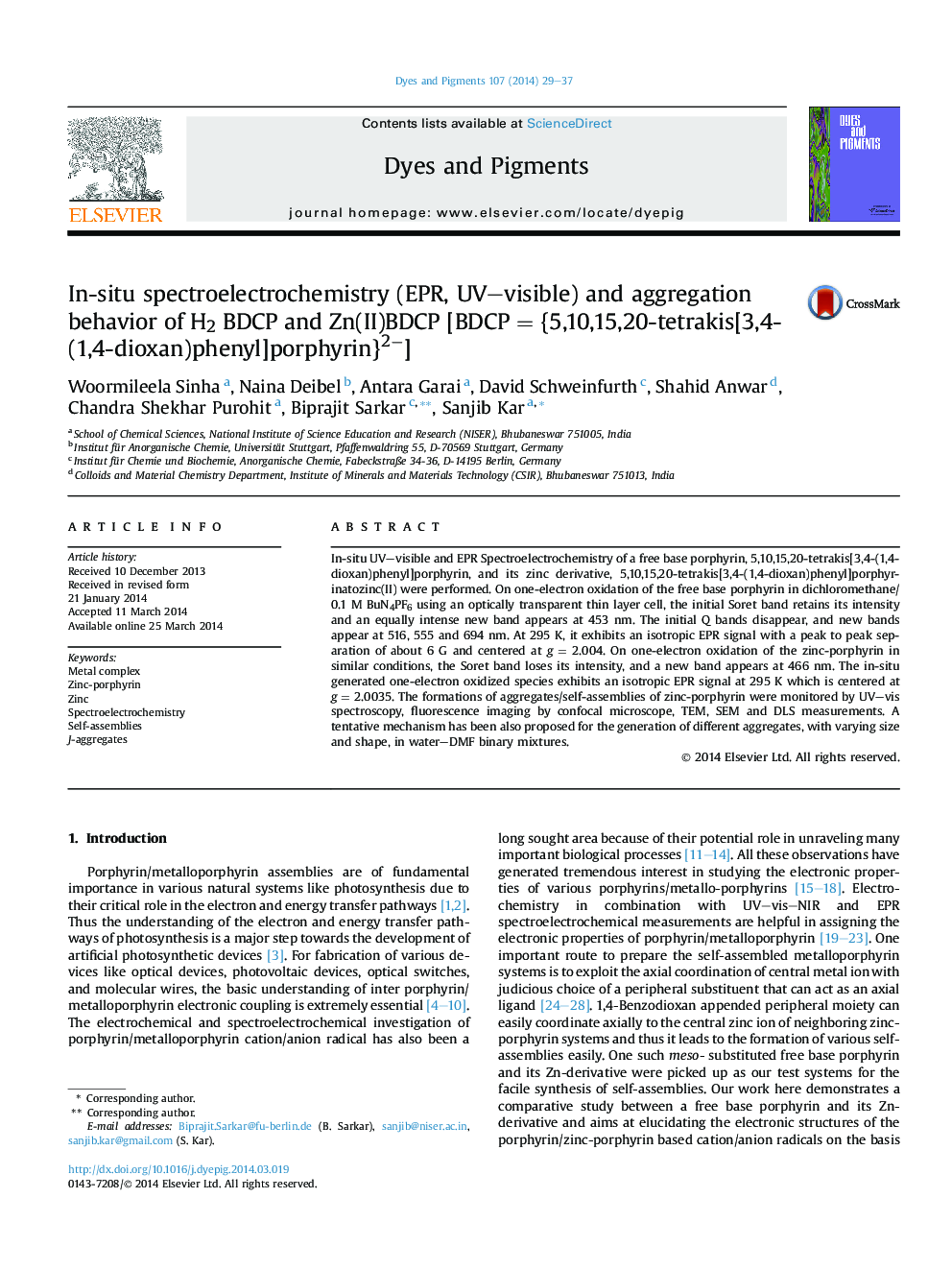 In-situ spectroelectrochemistry (EPR, UV–visible) and aggregation behavior of H2 BDCP and Zn(II)BDCP [BDCP = {5,10,15,20-tetrakis[3,4-(1,4-dioxan)phenyl]porphyrin}2−]