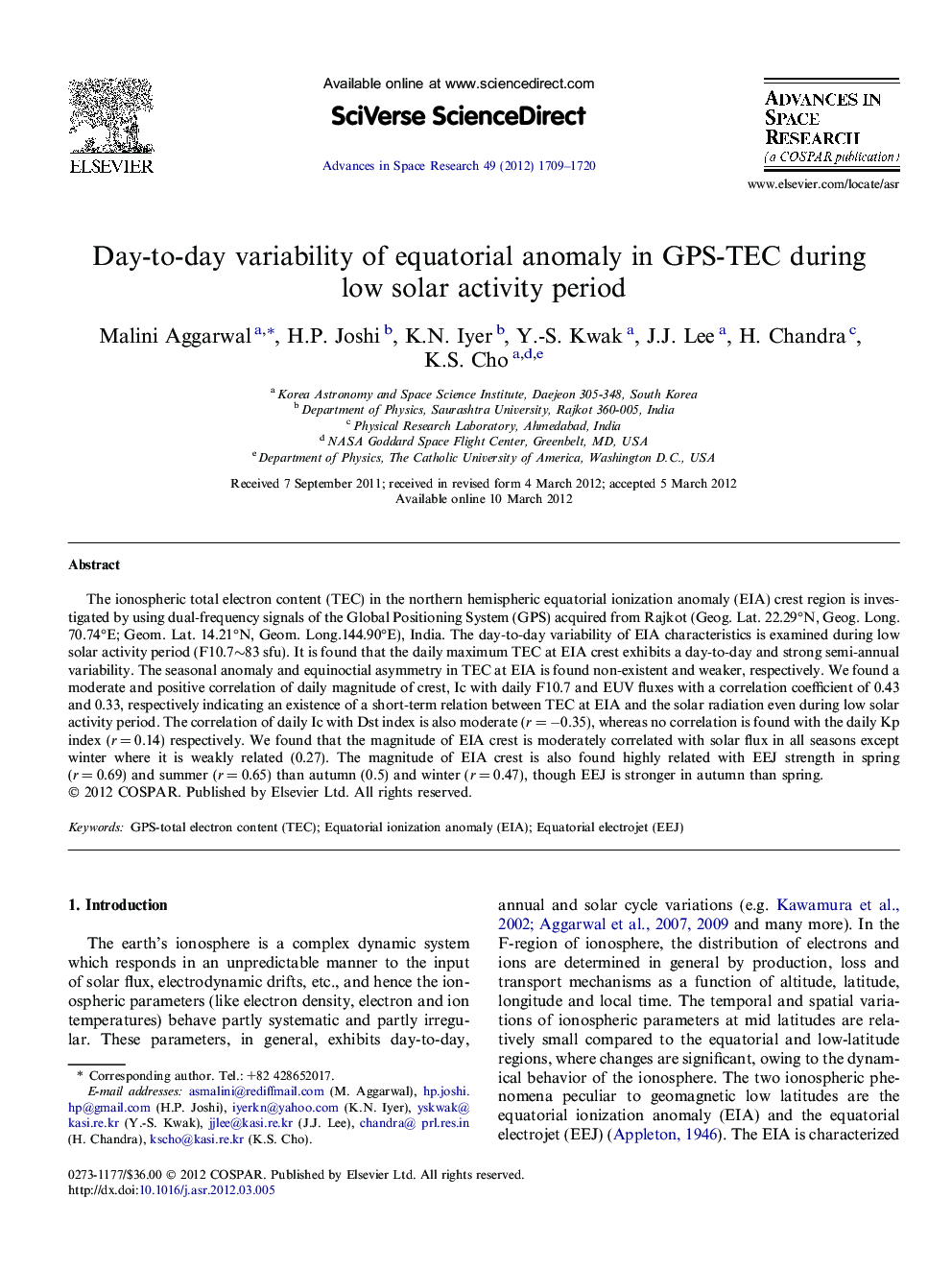 Day-to-day variability of equatorial anomaly in GPS-TEC during low solar activity period