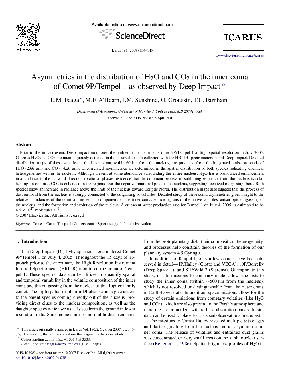 Asymmetries in the distribution of H2O and CO2 in the inner coma of Comet 9P/Tempel 1 as observed by Deep Impact 