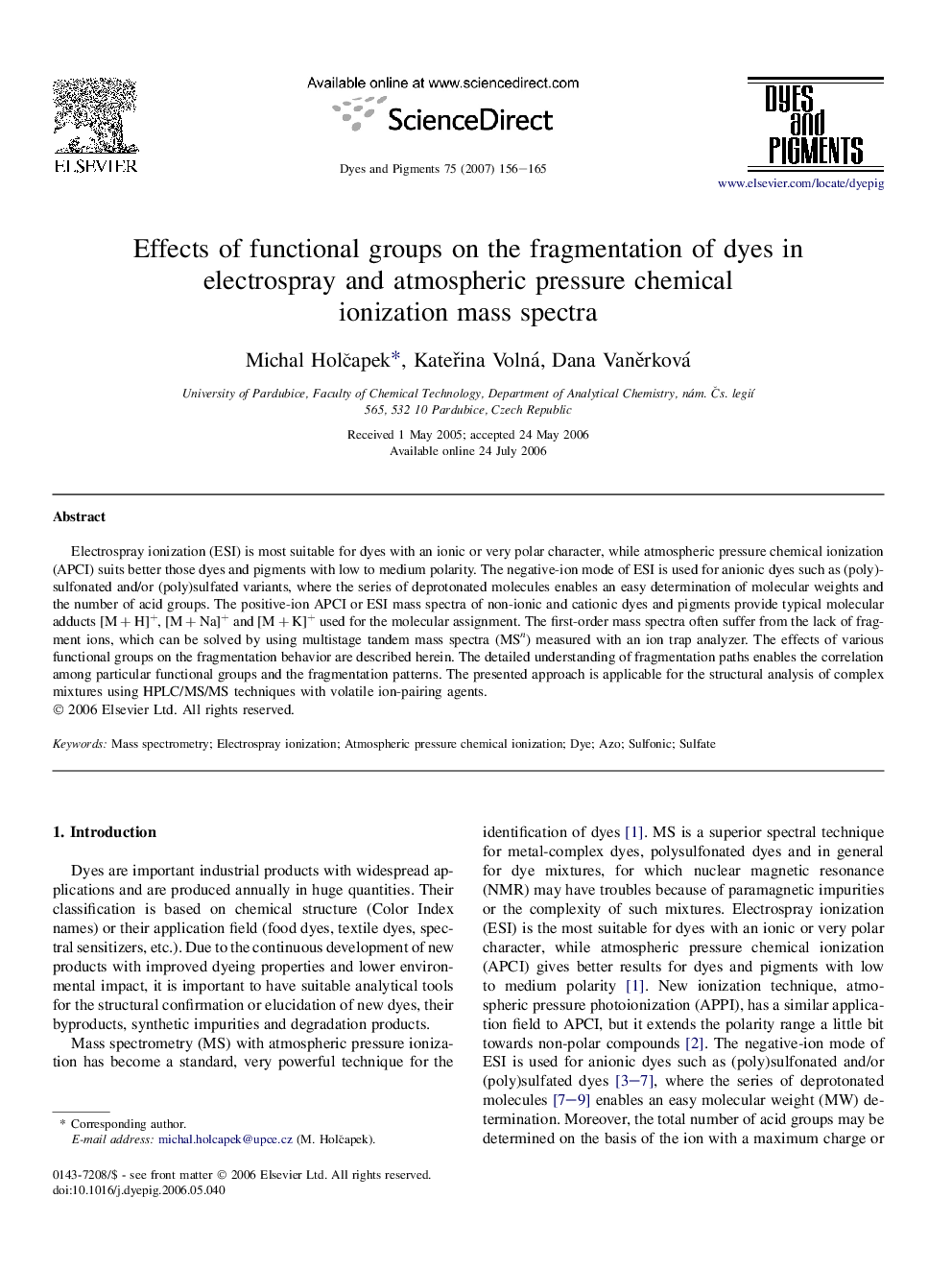 Effects of functional groups on the fragmentation of dyes in electrospray and atmospheric pressure chemical ionization mass spectra