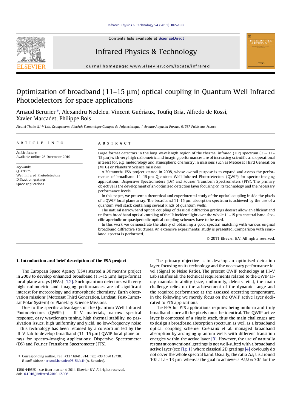 Optimization of broadband (11-15Â Î¼m) optical coupling in Quantum Well Infrared Photodetectors for space applications