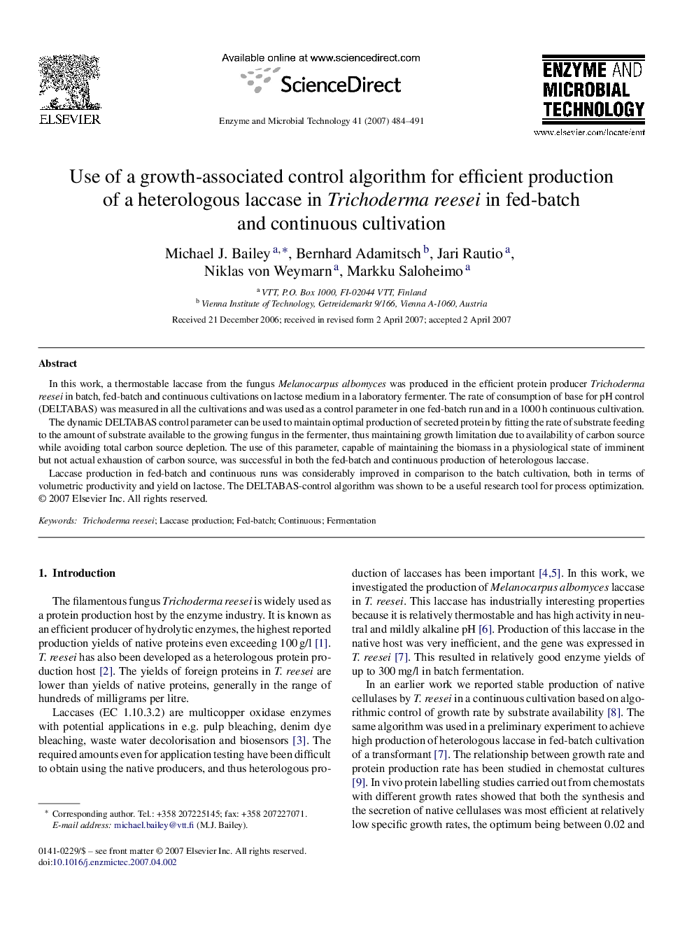 Use of a growth-associated control algorithm for efficient production of a heterologous laccase in Trichoderma reesei in fed-batch and continuous cultivation