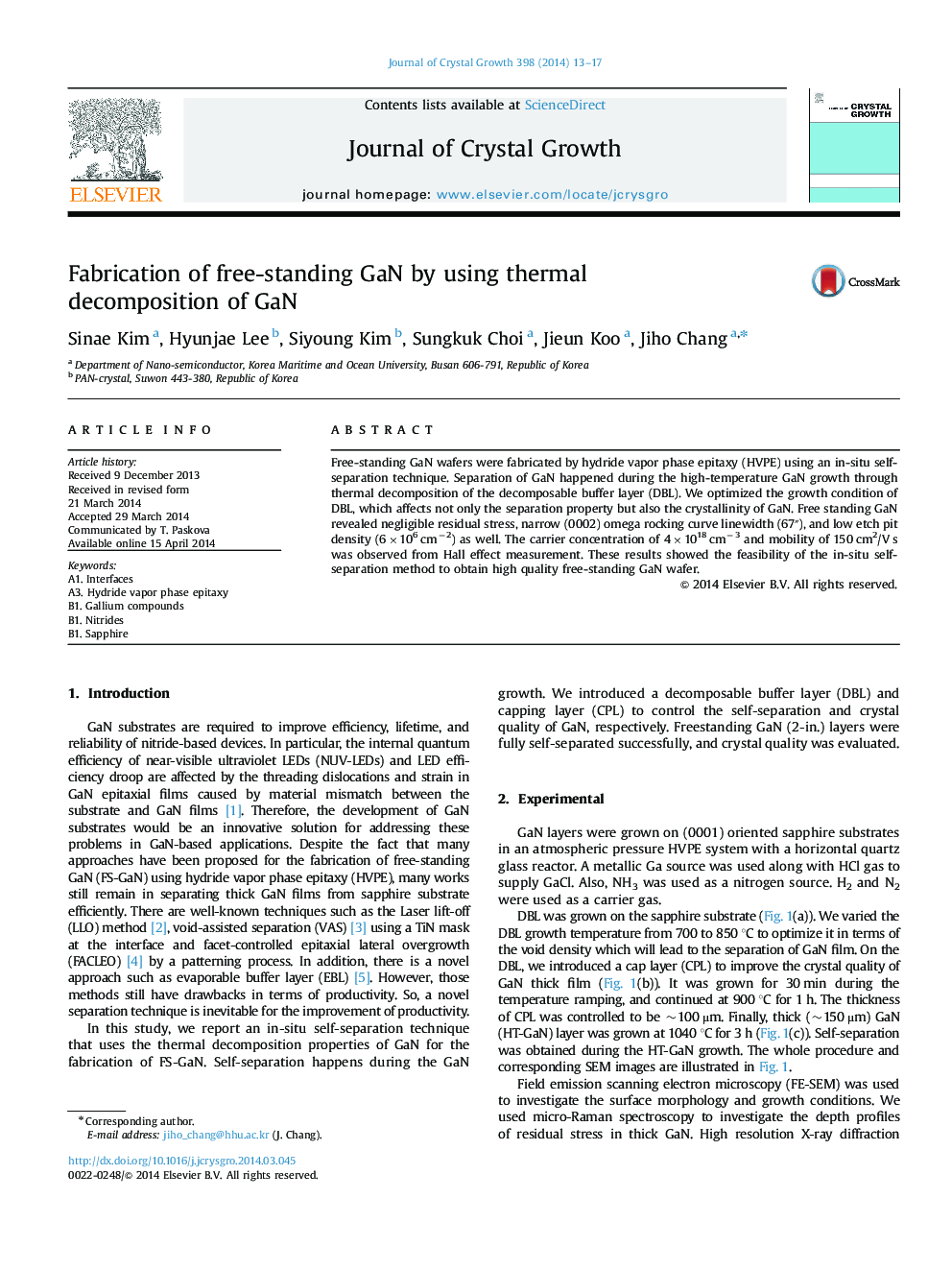 Fabrication of free-standing GaN by using thermal decomposition of GaN