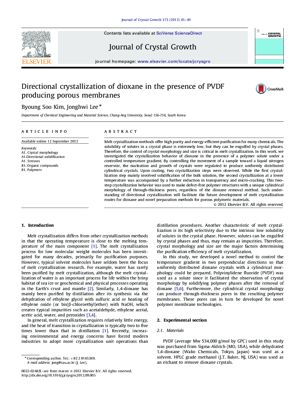 Directional crystallization of dioxane in the presence of PVDF producing porous membranes