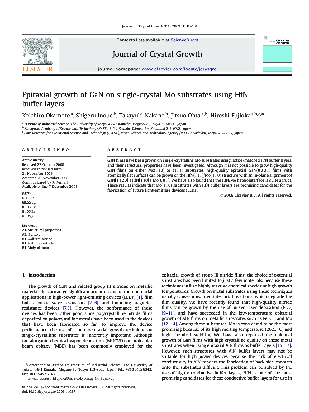 Epitaxial growth of GaN on single-crystal Mo substrates using HfN buffer layers