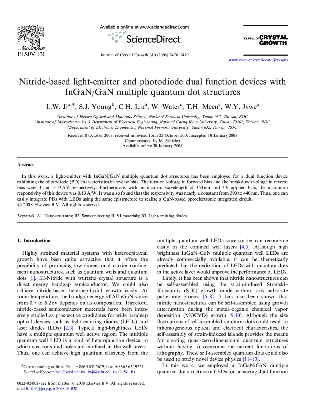 Nitride-based light-emitter and photodiode dual function devices with InGaN/GaN multiple quantum dot structures