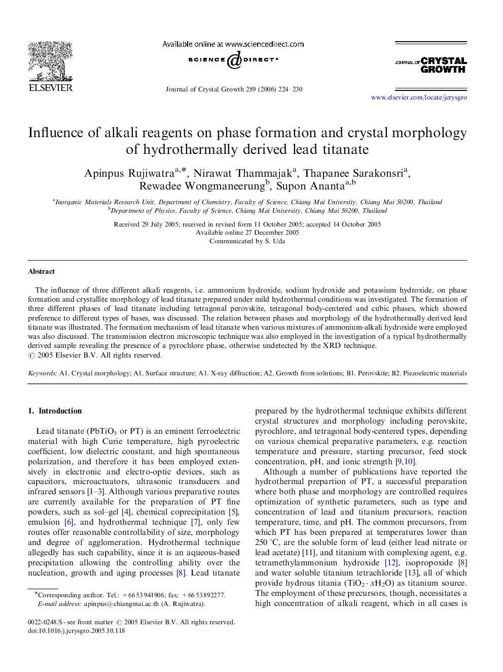 Influence of alkali reagents on phase formation and crystal morphology of hydrothermally derived lead titanate