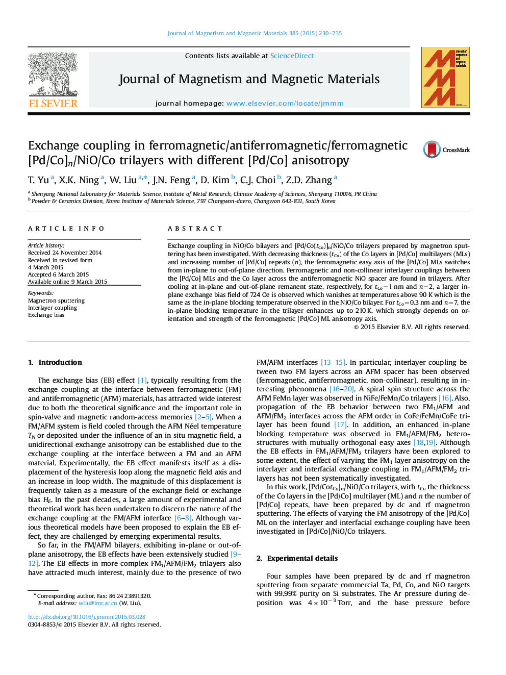 Exchange coupling in ferromagnetic/antiferromagnetic/ferromagnetic [Pd/Co]n/NiO/Co trilayers with different [Pd/Co] anisotropy