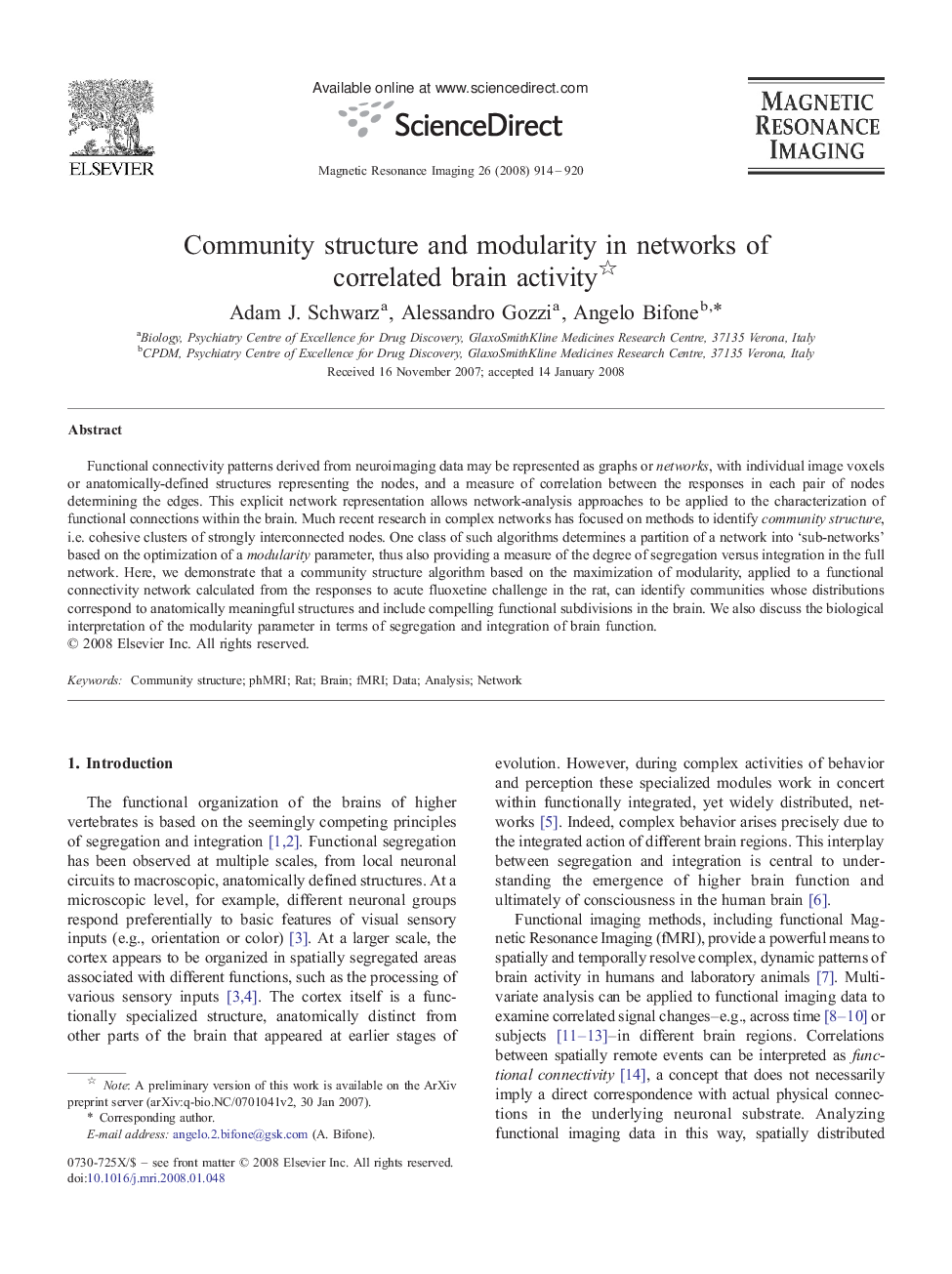 Community structure and modularity in networks of correlated brain activity 