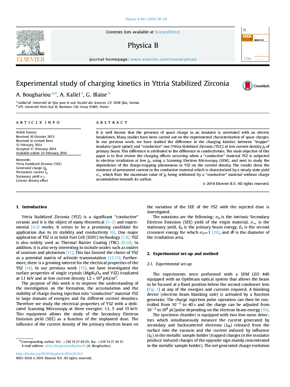 Experimental study of charging kinetics in Yttria Stabilized Zirconia