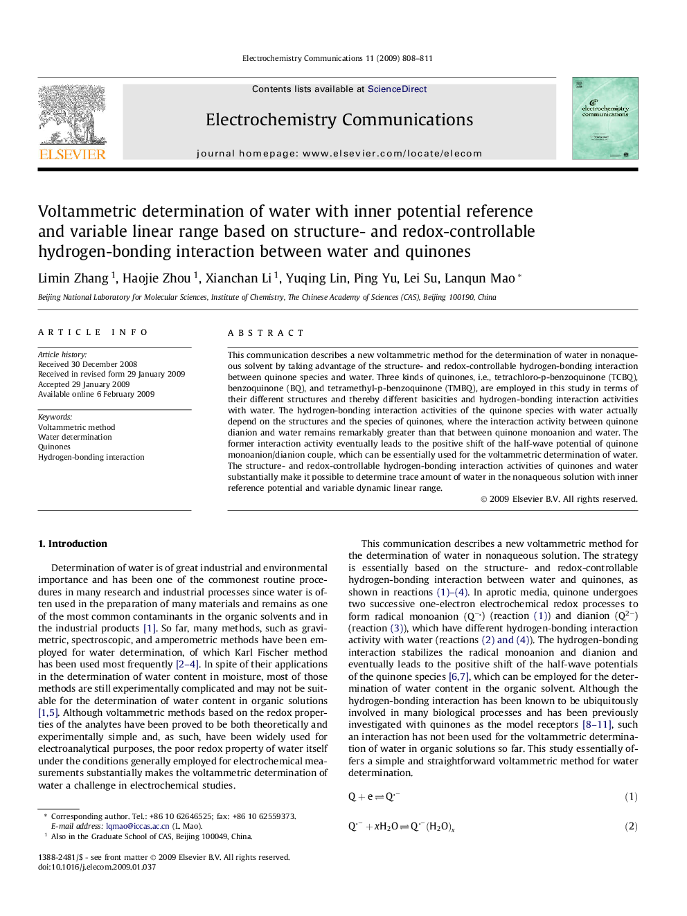 Voltammetric determination of water with inner potential reference and variable linear range based on structure- and redox-controllable hydrogen-bonding interaction between water and quinones