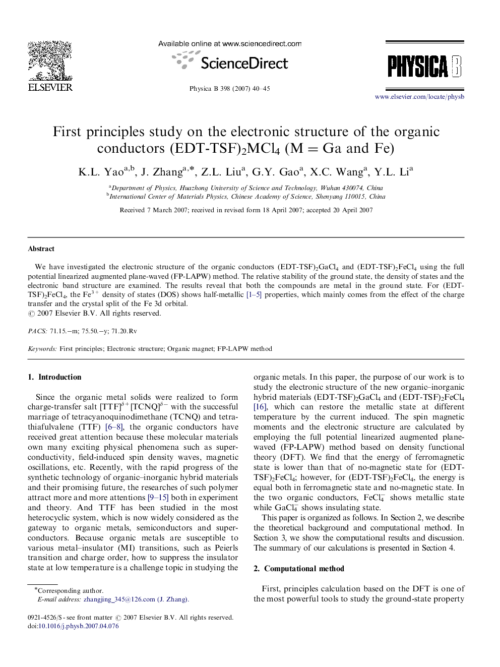 First principles study on the electronic structure of the organic conductors (EDT-TSF)2MCl4 (M=Ga and Fe)