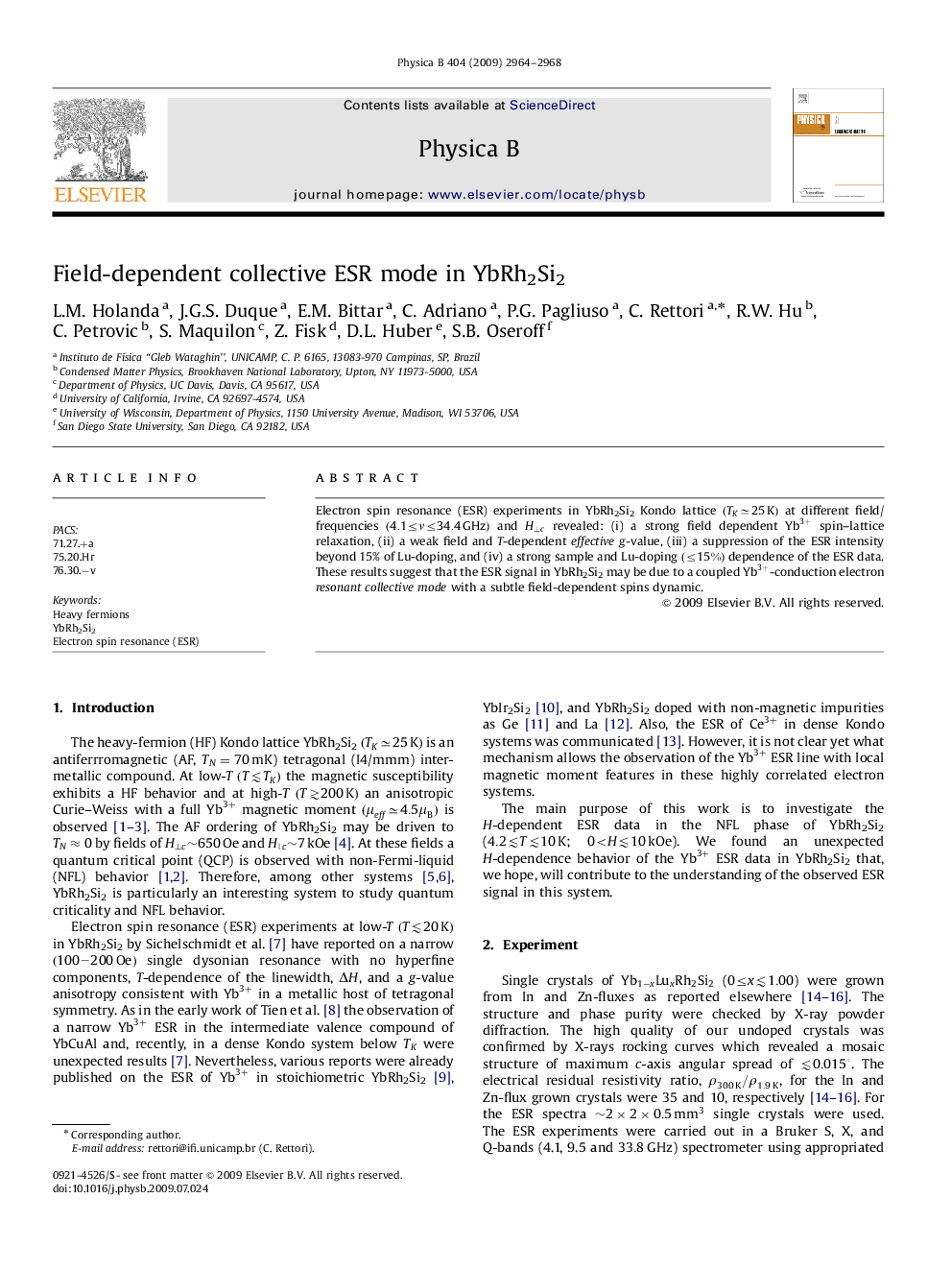 Field-dependent collective ESR mode in YbRh2Si2