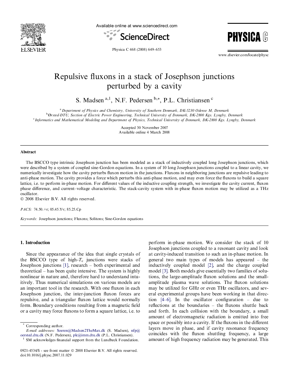 Repulsive fluxons in a stack of Josephson junctions perturbed by a cavity