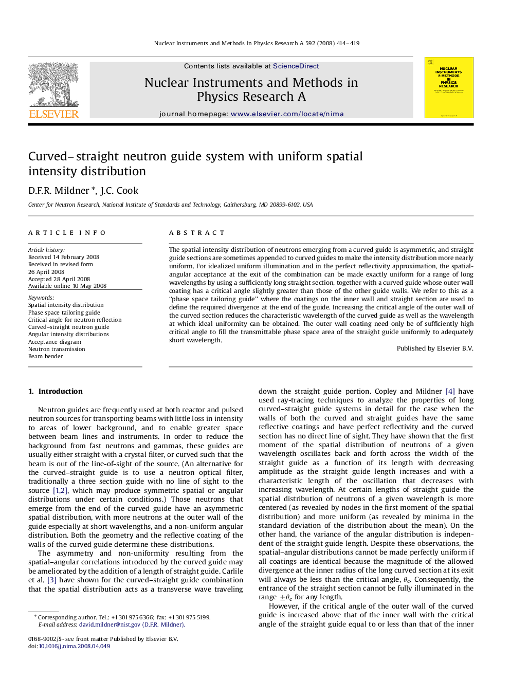 Curved–straight neutron guide system with uniform spatial intensity distribution