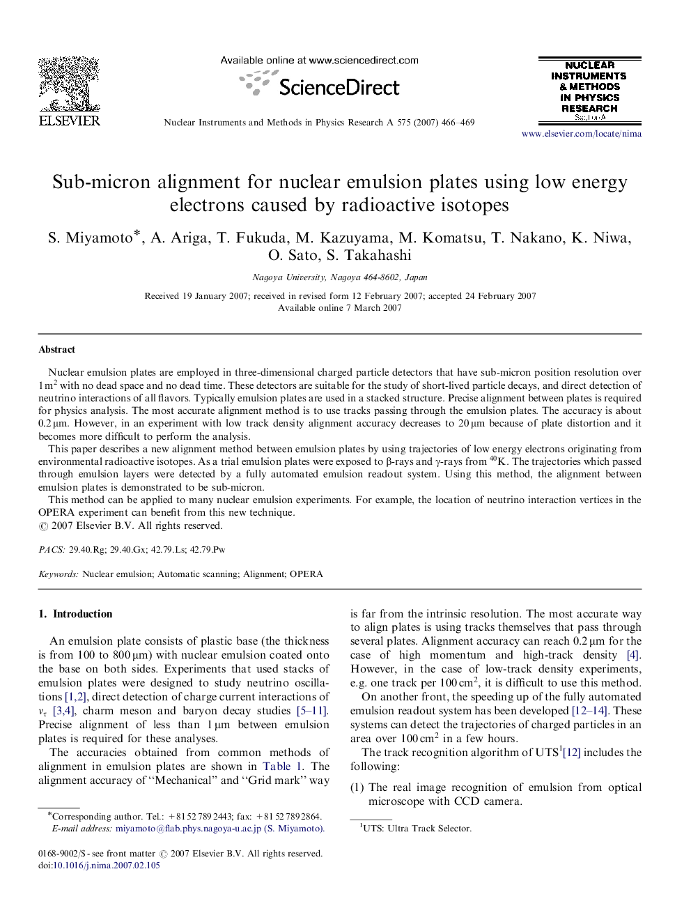 Sub-micron alignment for nuclear emulsion plates using low energy electrons caused by radioactive isotopes