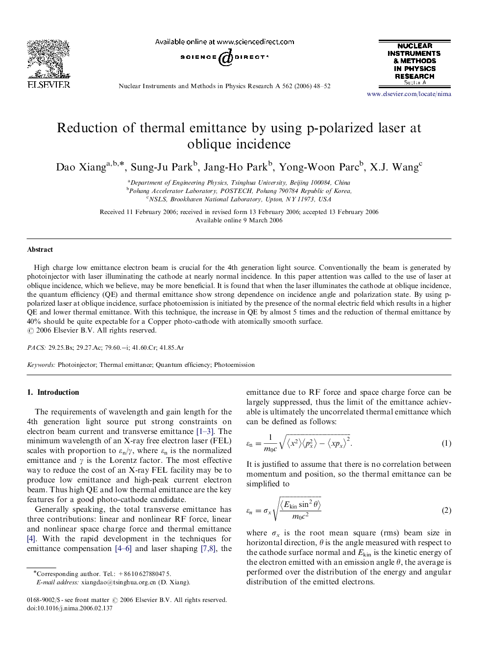 Reduction of thermal emittance by using p-polarized laser at oblique incidence