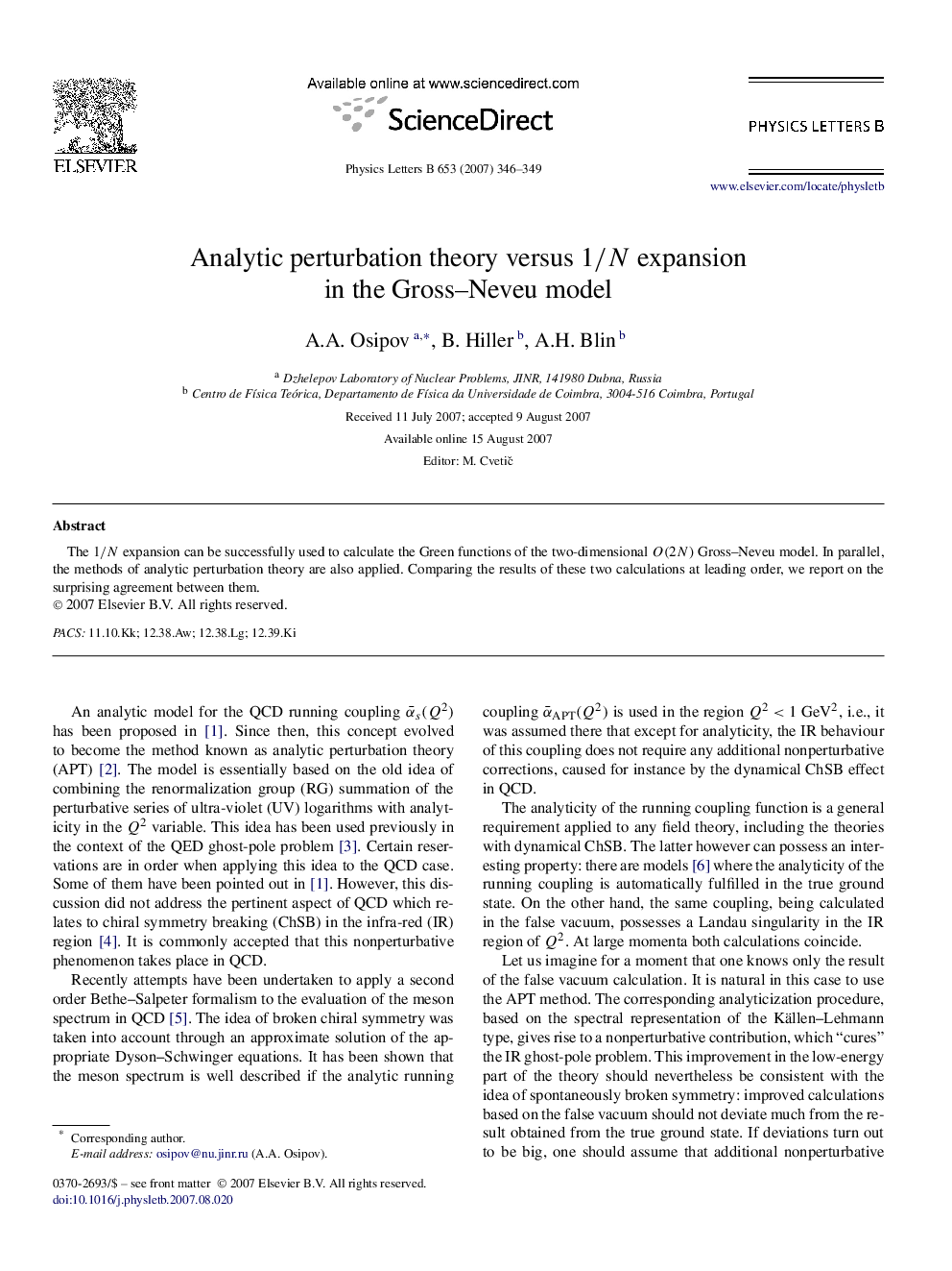 Analytic perturbation theory versus 1/N expansion in the Gross-Neveu model