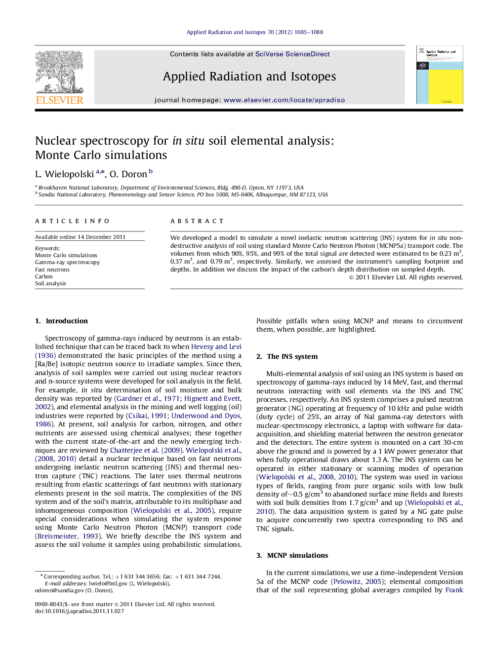 Nuclear spectroscopy for in situ soil elemental analysis: Monte Carlo simulations