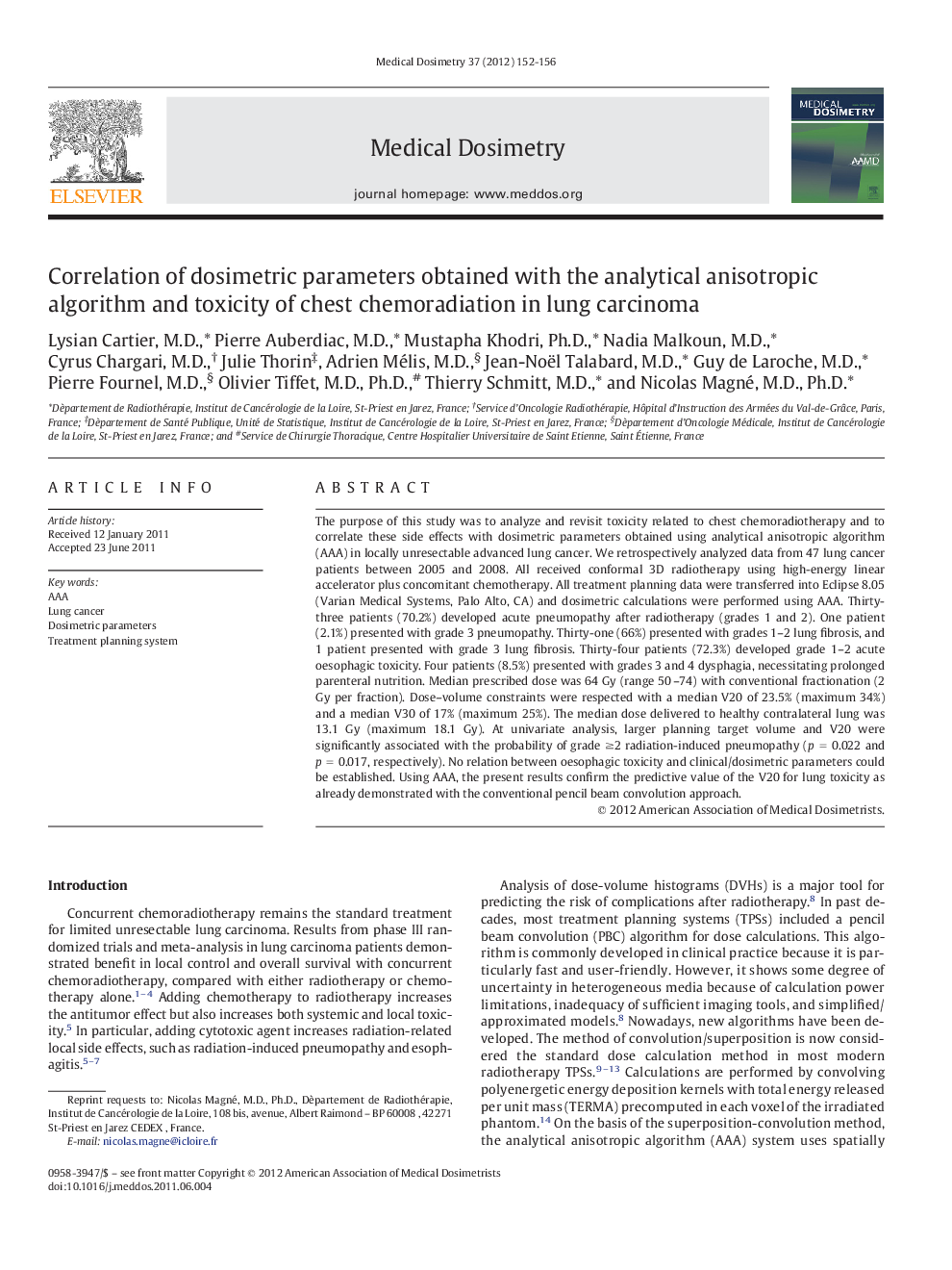 Correlation of dosimetric parameters obtained with the analytical anisotropic algorithm and toxicity of chest chemoradiation in lung carcinoma