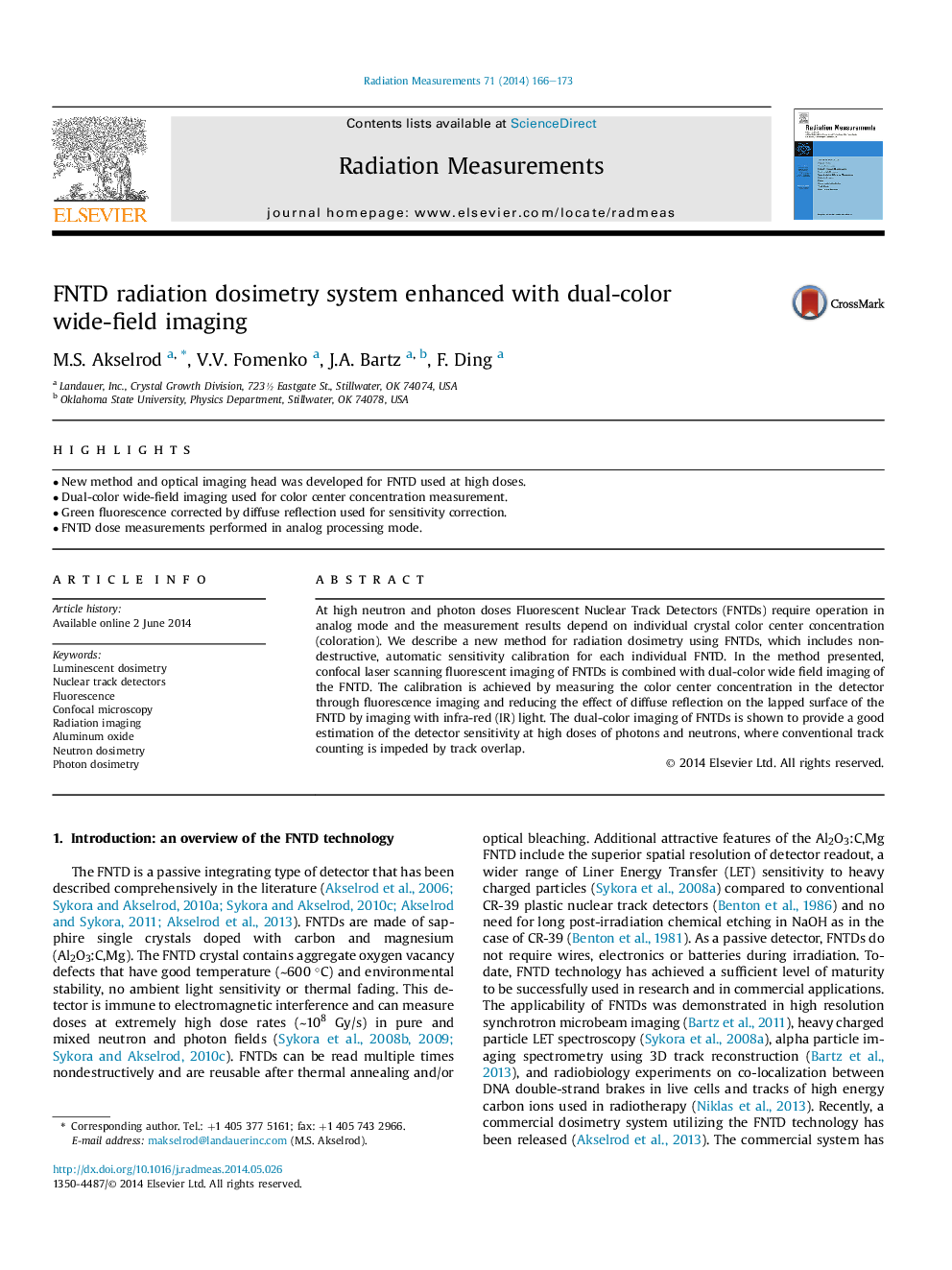 FNTD radiation dosimetry system enhanced with dual-color wide-field imaging