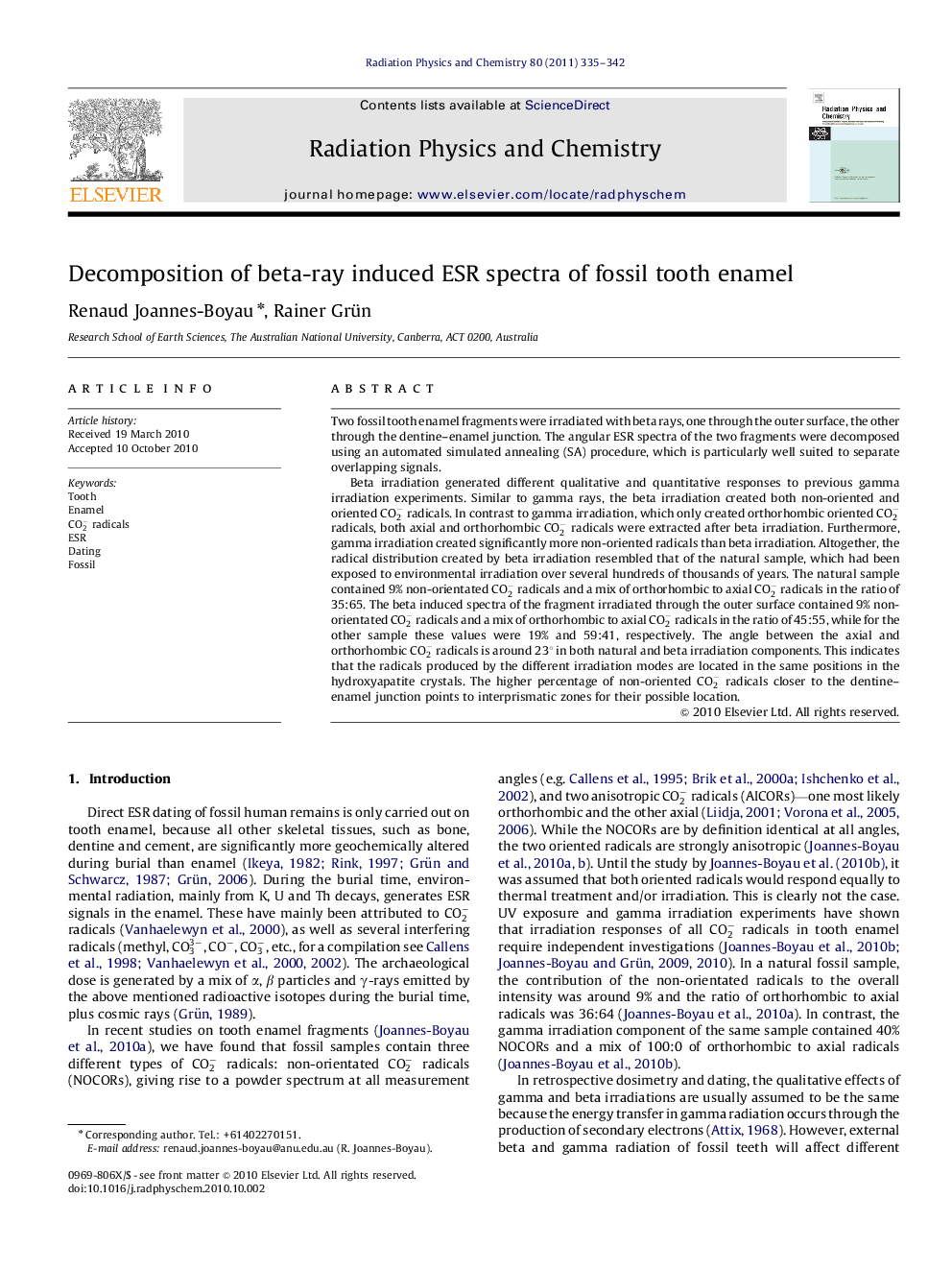 Decomposition of beta-ray induced ESR spectra of fossil tooth enamel