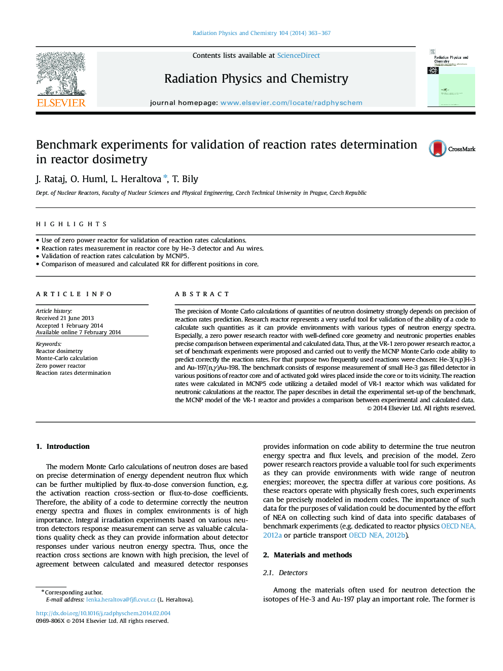 Benchmark experiments for validation of reaction rates determination in reactor dosimetry