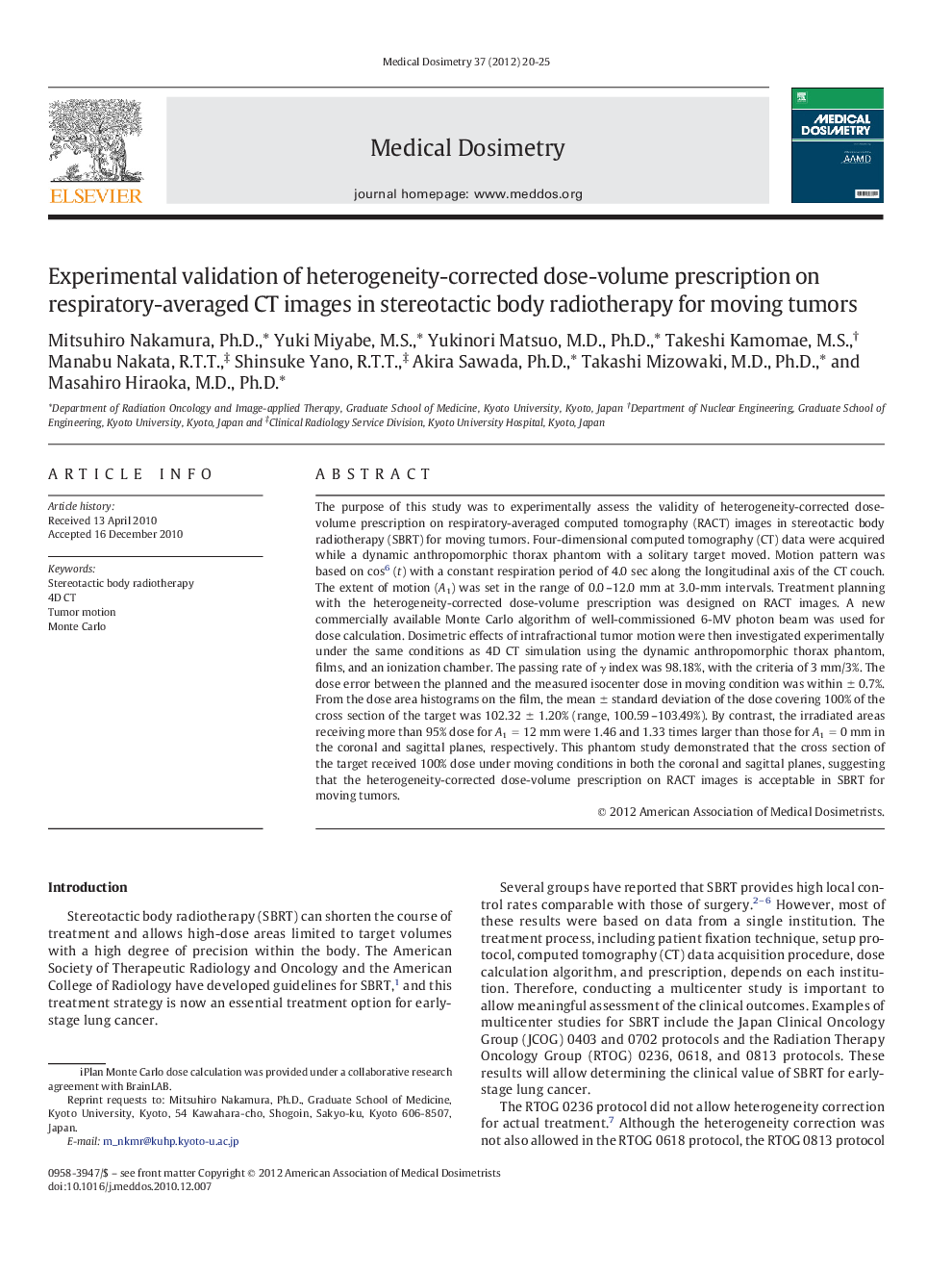 Experimental validation of heterogeneity-corrected dose-volume prescription on respiratory-averaged CT images in stereotactic body radiotherapy for moving tumors