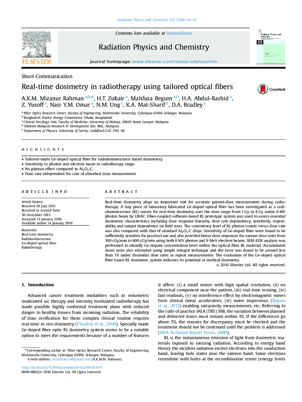 Real-time dosimetry in radiotherapy using tailored optical fibers