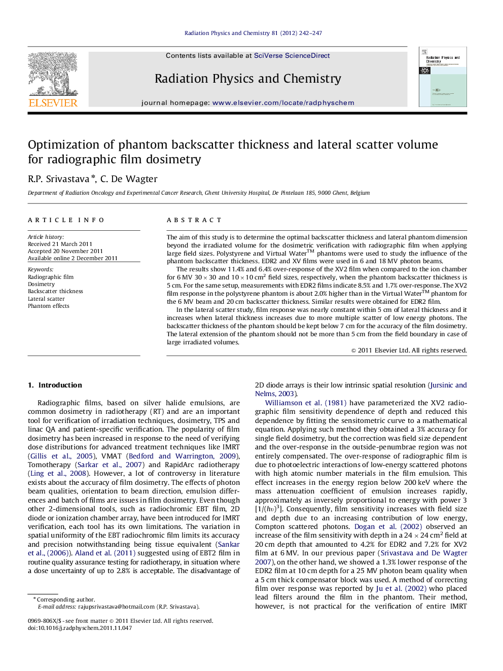 Optimization of phantom backscatter thickness and lateral scatter volume for radiographic film dosimetry