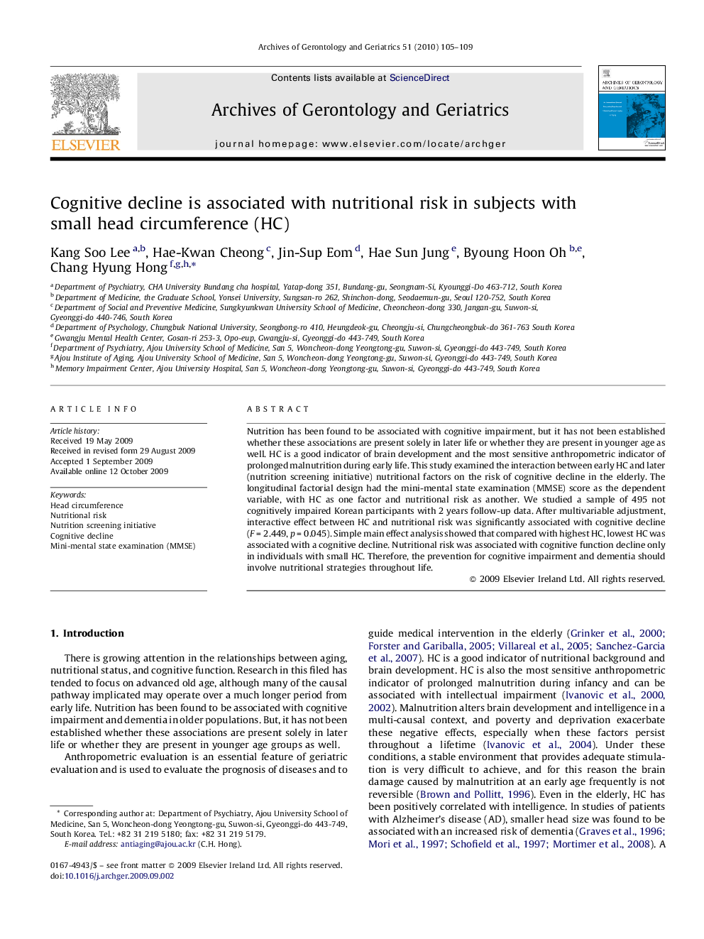 Cognitive decline is associated with nutritional risk in subjects with small head circumference (HC)