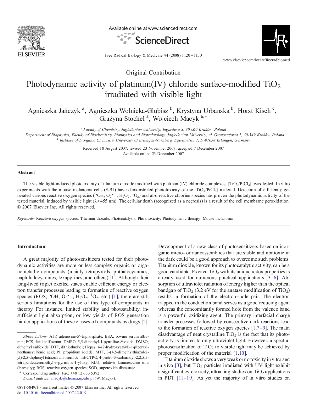 Photodynamic activity of platinum(IV) chloride surface-modified TiO2 irradiated with visible light